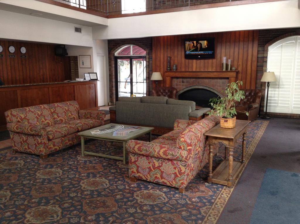 Royal Garden Inn Downtown Солт-Лейк-Сити Экстерьер фото